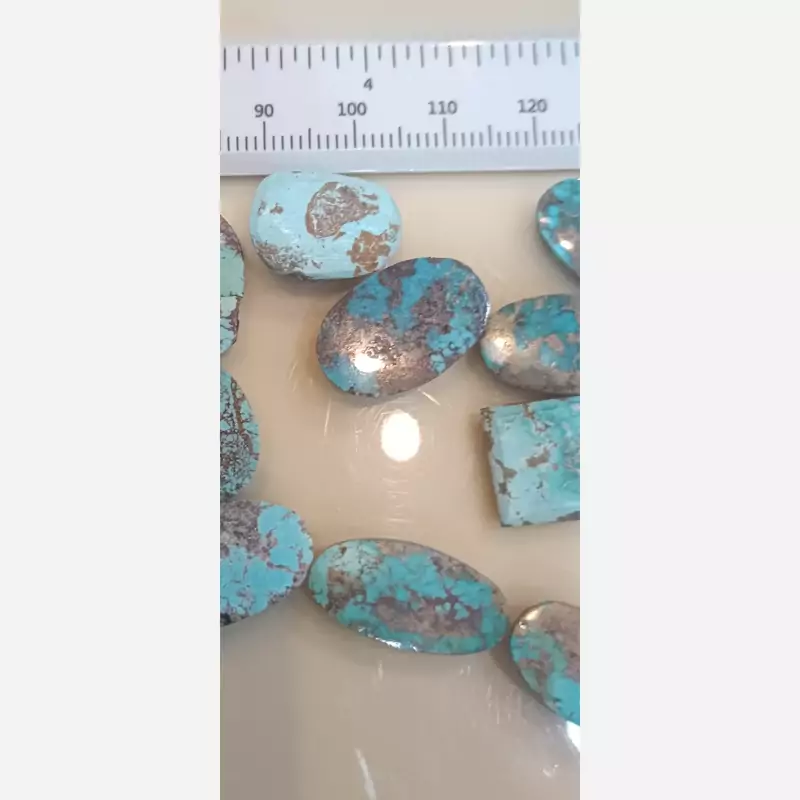 نگین فیروزه نیشابوری یک عدد