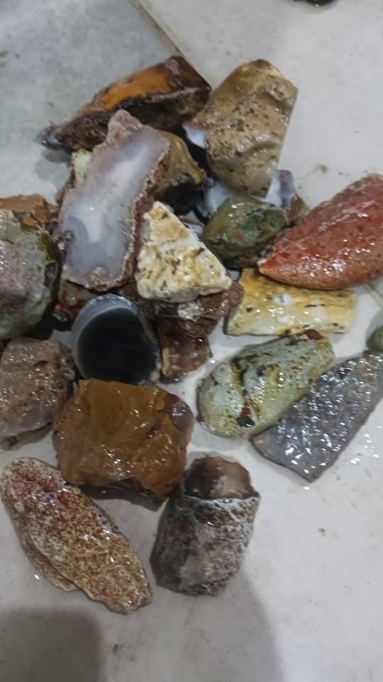 سنگ عقیق درجه یک کیلوی