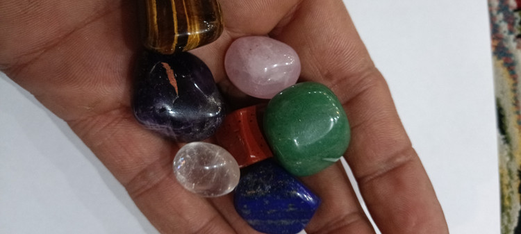 هفت چاکراه هفت سنگ طبیعی و معدنی
