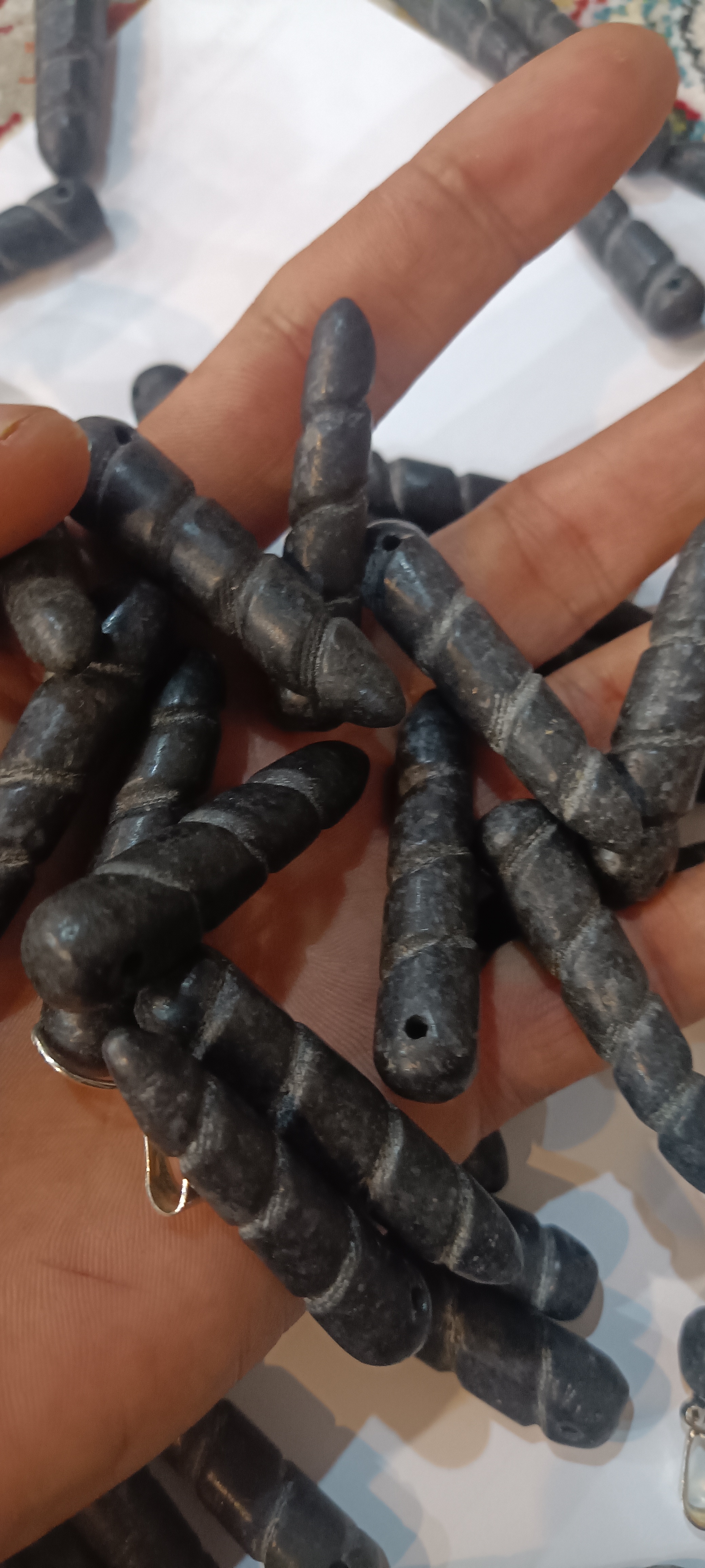 یشم عباس آباد